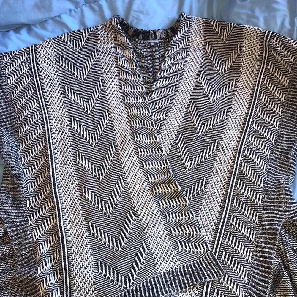 Charlotte Russe Black and White Cardigan Size XS